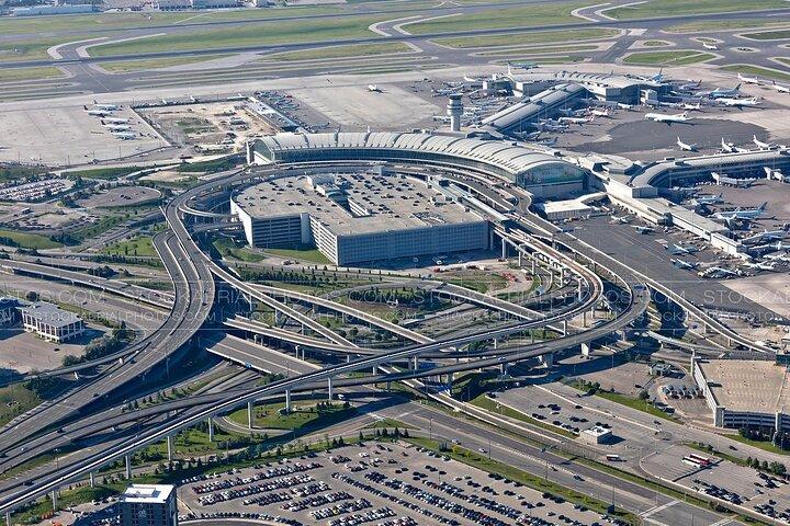 バッファロー国際空港、空港（BUF）からナイアガラフォールズカナダへの専用送迎
