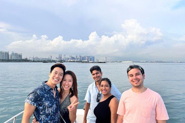 Singapore Speedboat Cruise & Marina Dine Combo