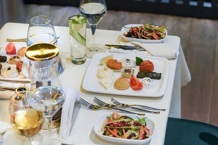 Istanbul Bosphorus Dinner Cruise Show (Private Table) with Pickup