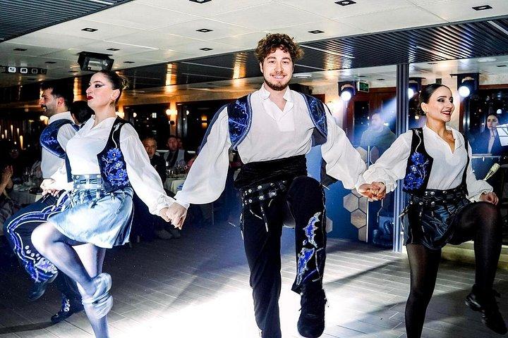 Istanbul Bosphorus Dinner Cruise Show (Private Table) with Pickup