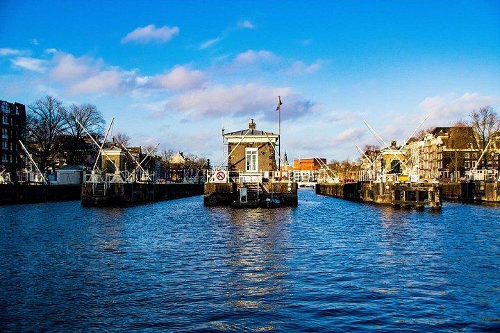 Amsterdam All-Inclusive 90-Minutes Canal Cruise by Captain Jack