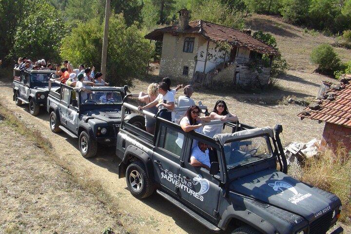 Jeep Safari äventyr i Köprülü Canyon med River Fun