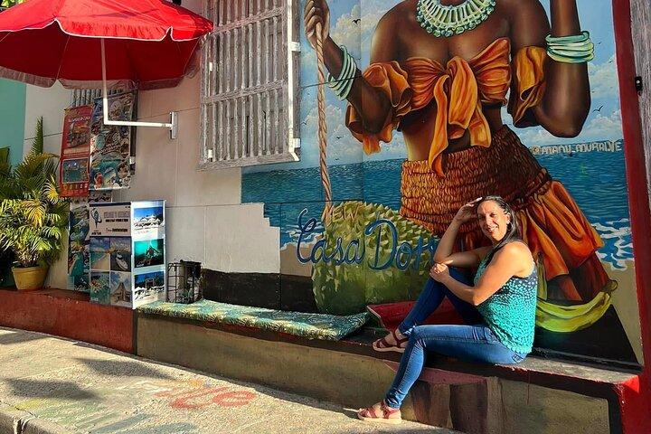 SAPORI DELLA COLOMBIA : STREET FOOD TOUR Professionista con DEGUSTAZIONI AUTENTICHE