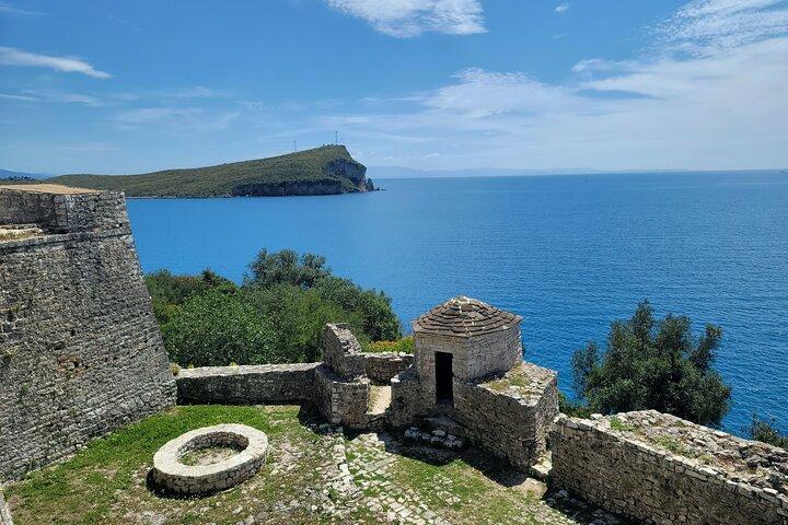 Desde Vlora: Llogara, Porto Palermo & Himarë