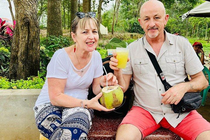 ハノイ田園半日ベスパツアー：歴史的なコロア城塞