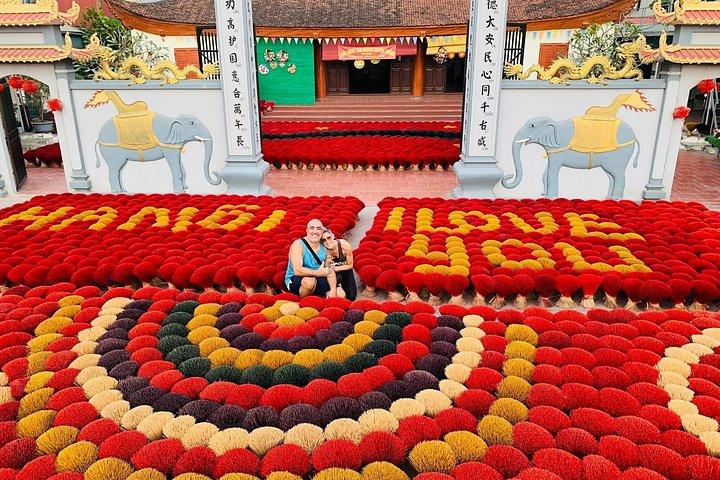 ハノイから：クアンフーカウ香村＆ニンビンボート旅行