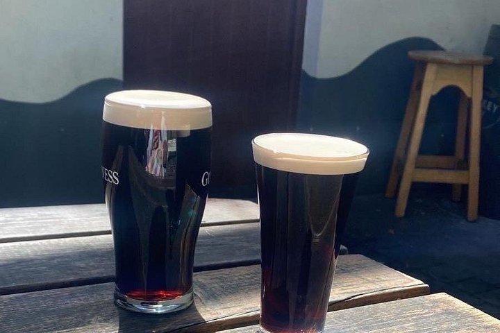 Shared Local Pubs Walking Tour in Dingle Ireland