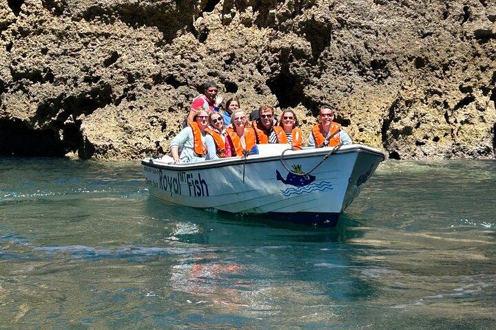 Boat tour through the wonderful caves of Ponta da Piedade