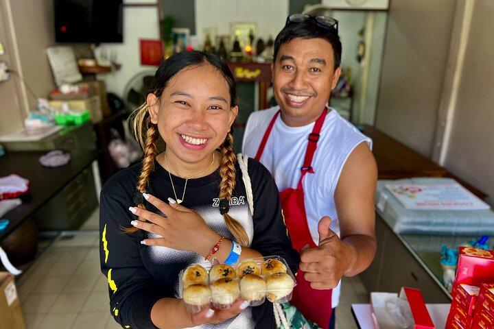 Tour gastronómico por el casco antiguo de Phuket con degustaciones Michelin y 10 platos