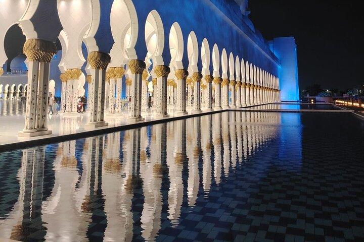 Abu Dhabi Tour with Private Transportation