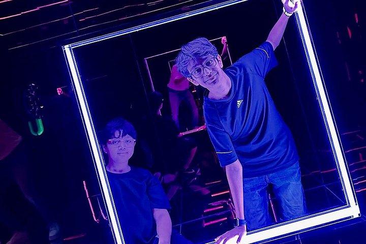 ハウスオブハイプドバイ入場券（オプション付）