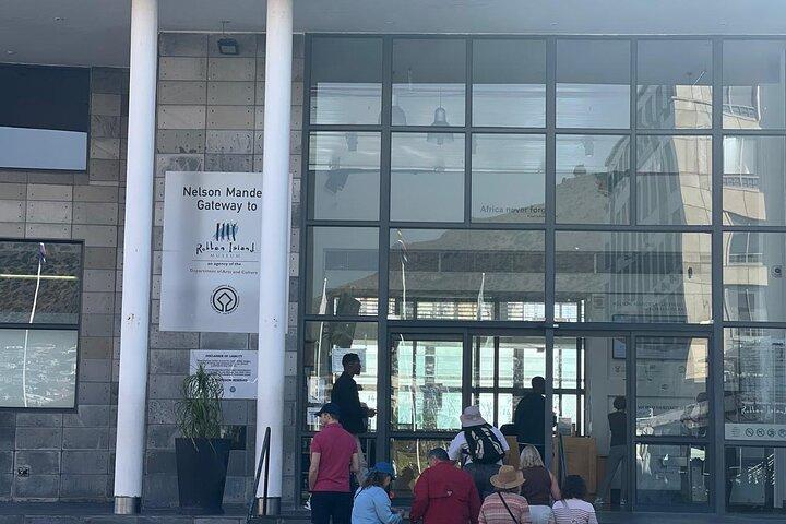 Robben Island halvdagstur med forudbestilt billet fra Cape Town
