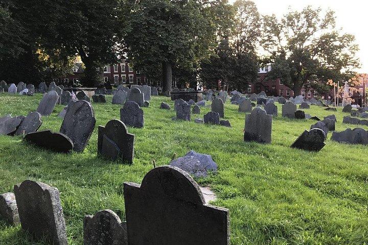 Spøgelser og gravsten Boston Nightwalk