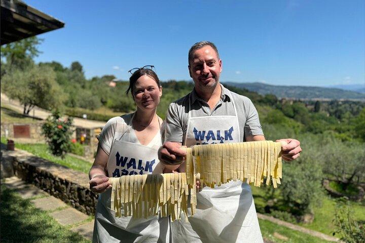 Tuscany Express Experience : Pastaklas & wijntour vanuit Florence