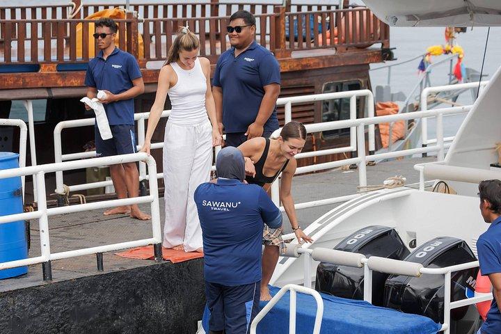 プラチナシュノーケリングパワーカタマランでシミラン諸島へ脱出