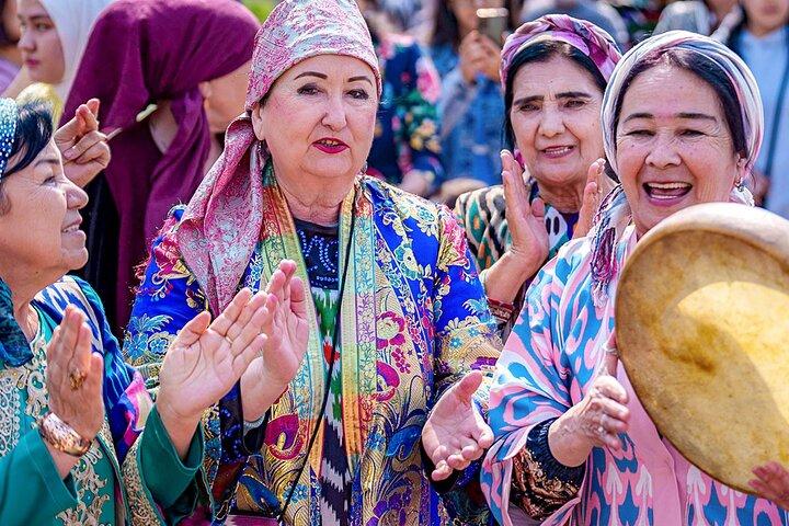 8 Dias Classic Uzbekistan Family Tour com Guia Privado