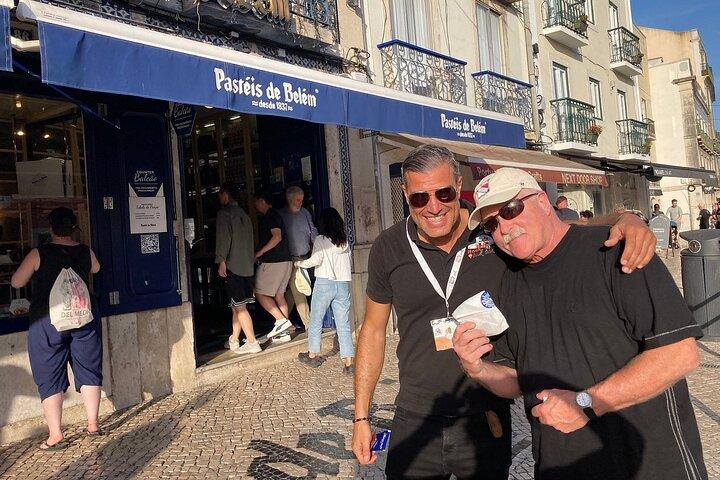 2 Stunden Tuk Tuk Tour durch das wunderschöne Viertel Belém! Muss man in Lissabon machen!