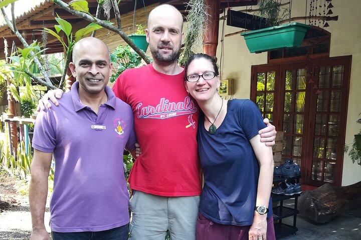 Tour de varios días por Sri Lanka con coche privado y conductor