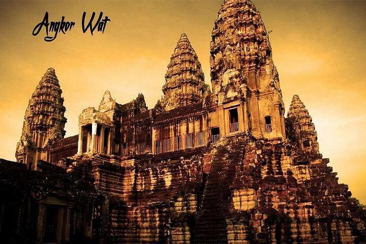 Private Angkor Temples Walking Tour With Guide