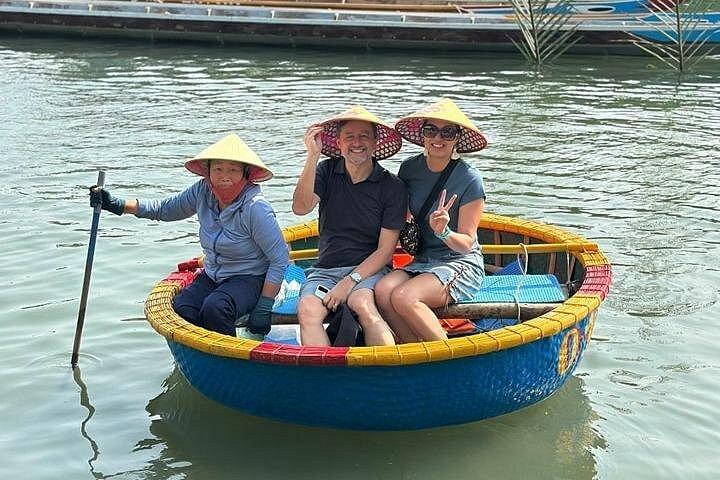 ホイアンカントリーサイドへのJEEPツアー - 3村＆バスケットボート