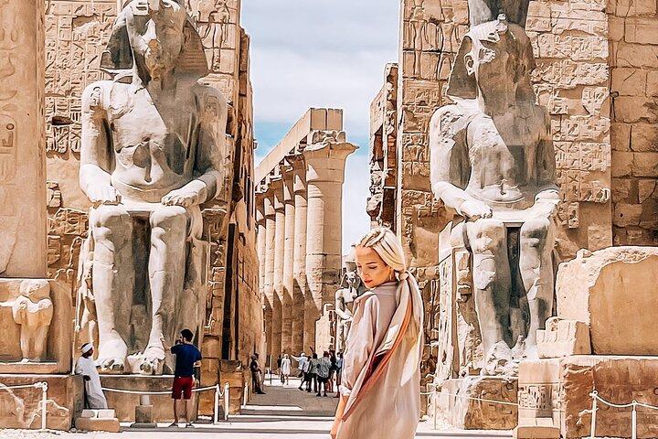 Private Luxor Tour from Cairo by Plane with King Tut Tomb