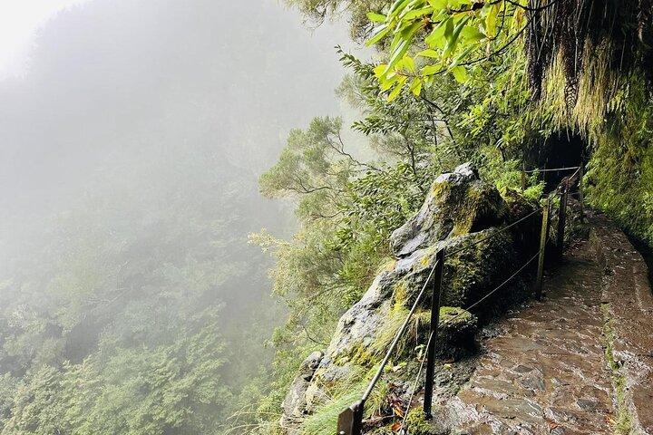 Caminata autoguiada Levada do Caldeirão Verde en Madeira