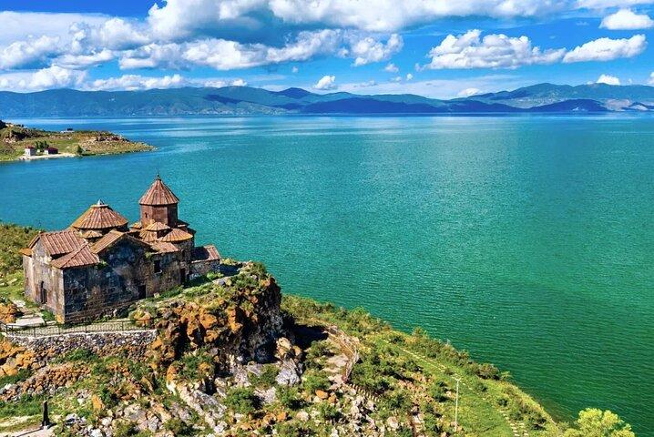 Vanaf Tbilisi Dilijan-meer Sevan en dagtour naar Jerevan