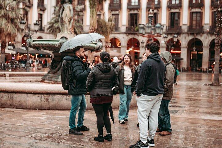 Tour e storia delle tapas nel quartiere gotico di Barcellona