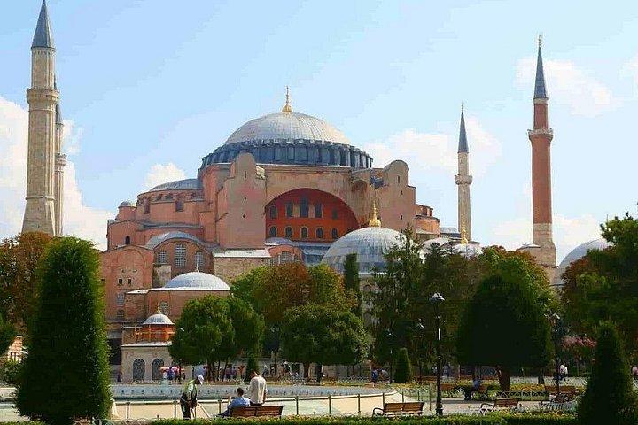 Old City Private Tour With Guide including Hotel Pick-up-Drop-off