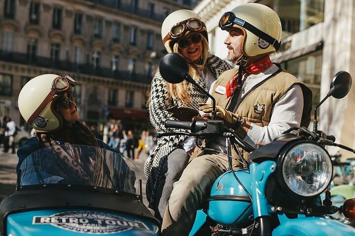 Paris Vintage Private City Tour on a Sidecar Motorcycle
