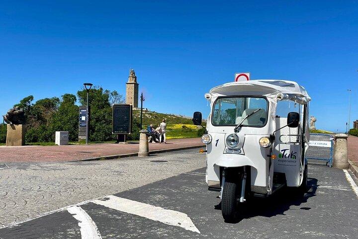 Descubre Coruña Tour Privado de 1 hora en Tuk tuk