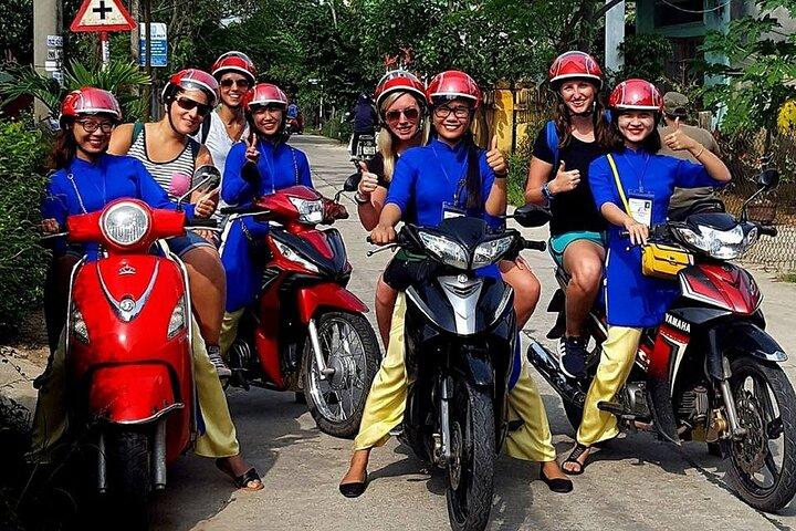 Hotéis perto de Private Hoi An Scooter/Motorbike Tour Village By Aodai Lady Rider