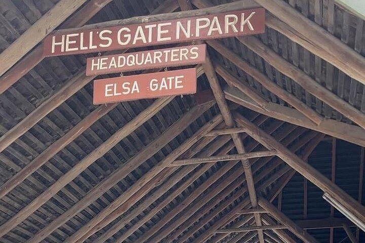 地獄門への日帰りツアー（ボートオプション）$地熱SPA