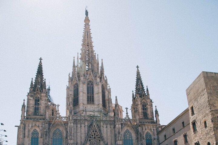 Barcelona Bike Rental for Groups and Families with Map