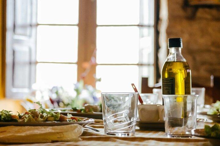 Dégustation d'huile d'olive et cours de Focaccia dans la campagne de Pérouse