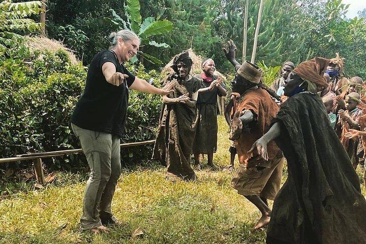 2 dagar Uganda Gorillavandring i Bwindi via Kigali Rwanda