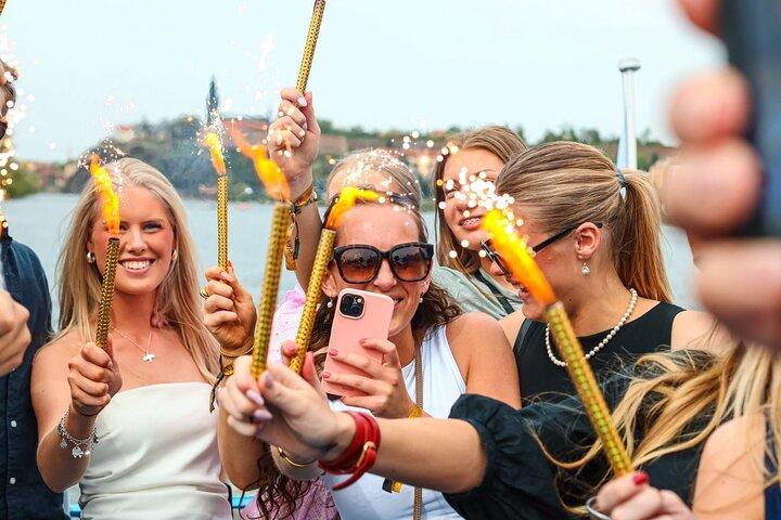 Prag : Båtfest + episk nattklubbsefterfest