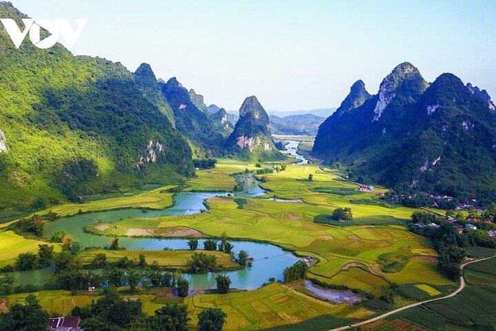 3D2N Cao Bang Ba Be Lake Experience