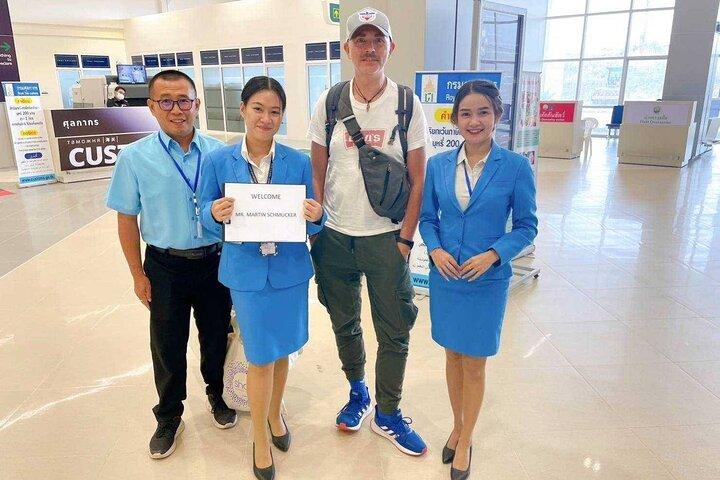 Inmigración guiada por vía rápida desde aeronaves hasta llegadas – Bangkok