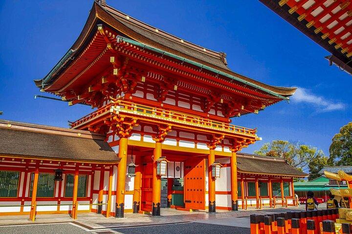 Excursión a pie a Kyoto Fushimi Inari Taisha con audioguía