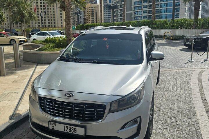 Transporte desde Fujairah Dibba Khorfakan a los aeropuertos de Dubái
