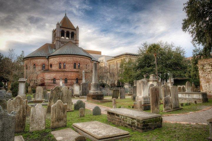Visite des fantômes de la mort et de la dépravation à Charleston