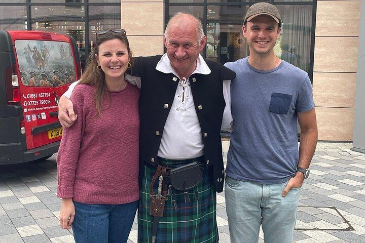 Guarda Tonys Tartan Tours dalla finestra della tua stanza d'albergo!