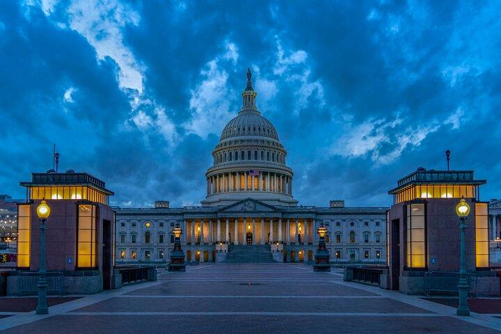 Washington DC Monuments and Memorials Night Tour
