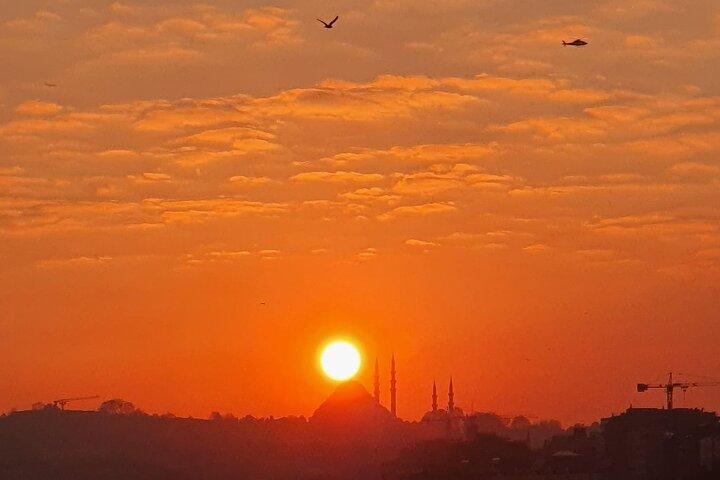 Istanbul Ultimate Luxury Experience:2-Days Private Yacht &VIP Car