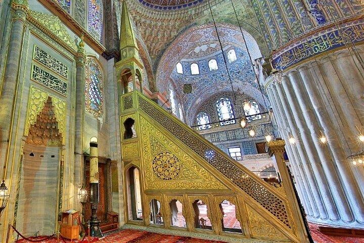 Istanbul Ultimate Luxury Experience:2-Days Private Yacht &VIP Car