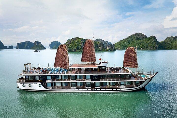 Tour di 2 giorni di lusso di Halong Bay e Lan Ha Bay