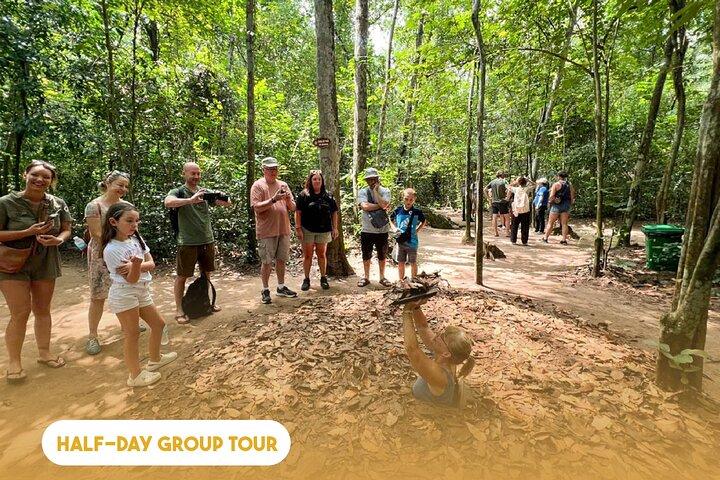 Tour de meio dia dos túneis subterrâneos de Cu Chi