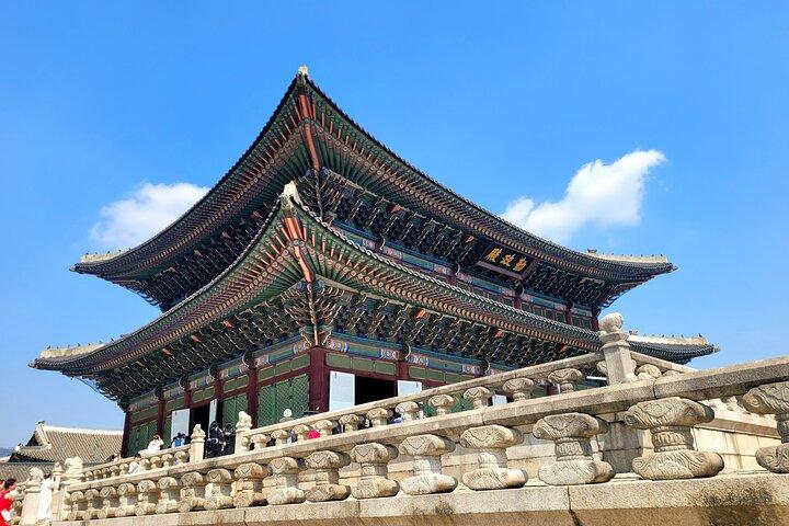[Tour privato] Seoul highlights con un palazzo e un mercato alimentare