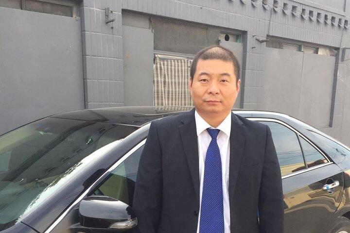 Shanghai Disneyland To Hongqiao Airport: Particular com Serviço Meet & Greet